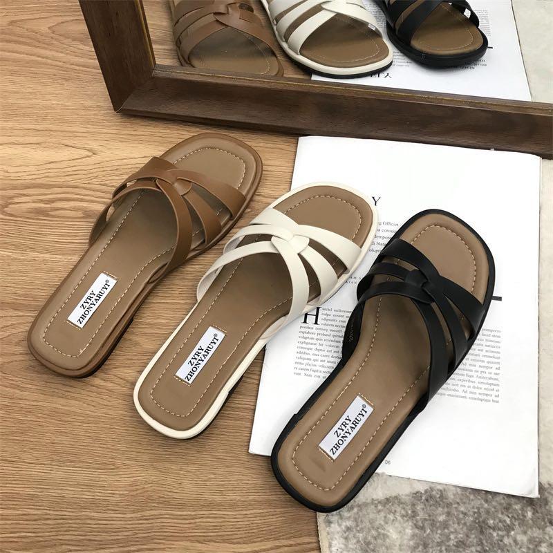 White sandals slider Women s Fashion Footwear Sandals on Carousell