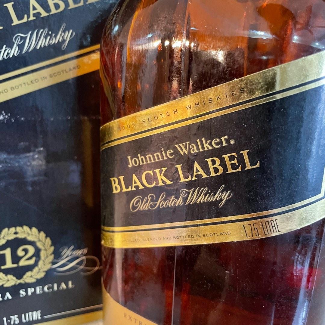 1.75L Black Label Johnnie Walker Whisky Rare 1980s vintage w handle and