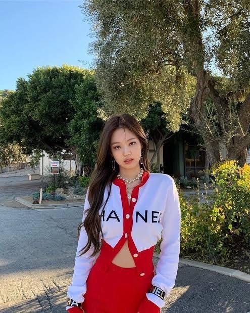 ⚜️2019 Iconic Chanel Top, Luxury, Apparel on Carousell