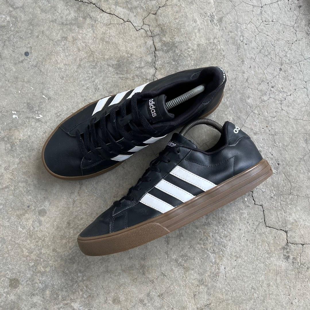 Adidas neo 10k on sale olive