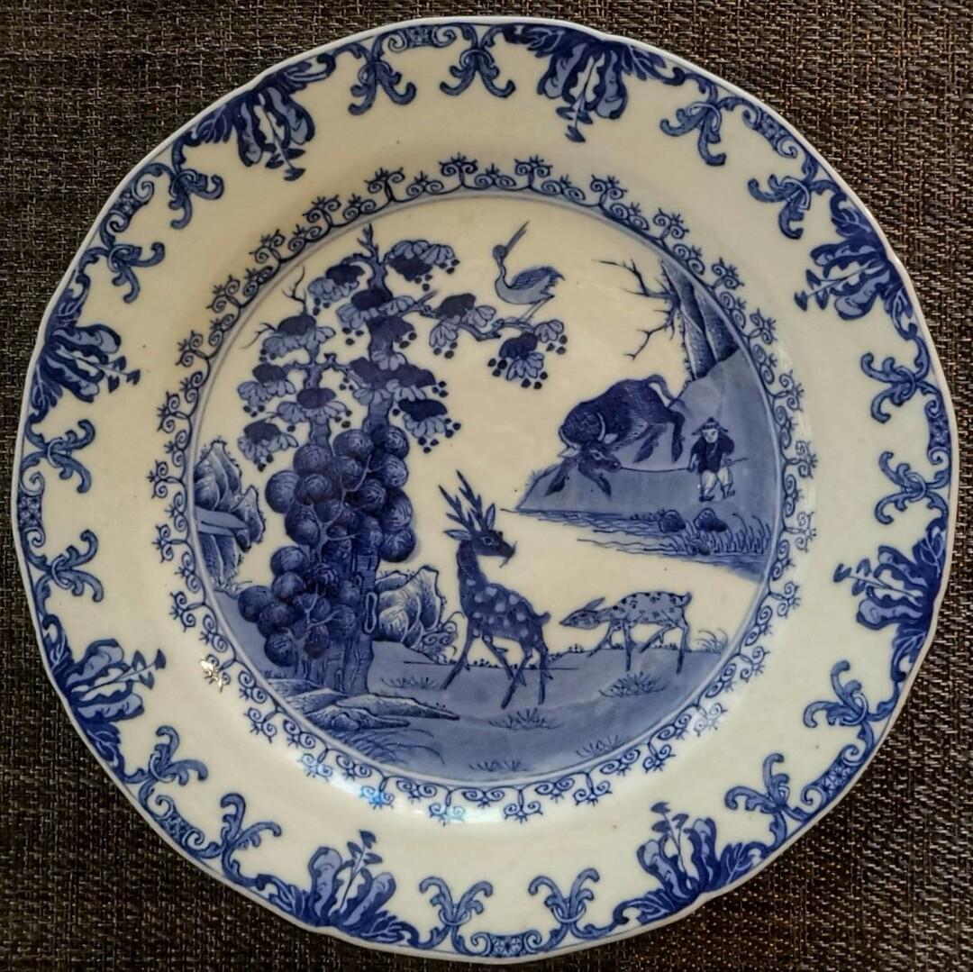 中国美術 古玩 青花染付 乾隆年製 爵禄封侯 山水紋樣 蓋合 中国美術 古玩 青花染付 乾隆年製 爵禄封侯 山水紋樣 蓋合 青花山水紋
