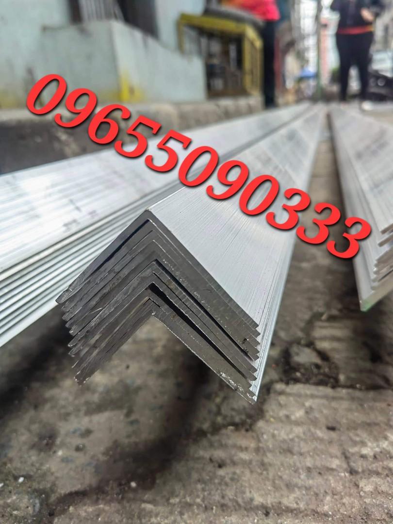 Aluminum angle bar, Commercial & Industrial, Construction Tools & Equipment on Carousell