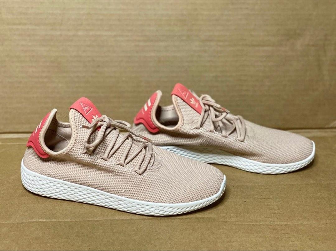 Authentic Adidas x Pharrell Williams Tennis HU in light pink, Women's  Fashion, Footwear, Sneakers on Carousell