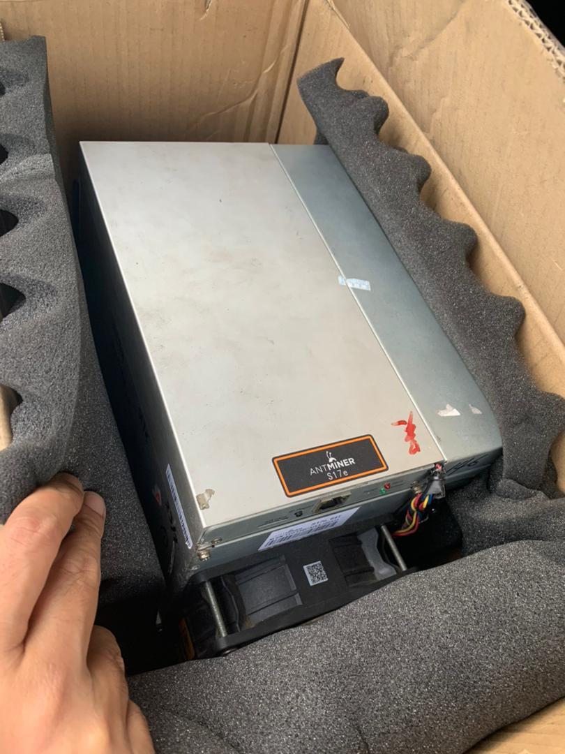 Bitmain Antminer S17e 60T Computers Tech Office Business