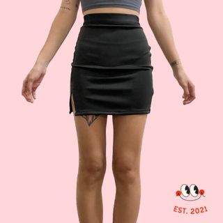 (Category: ) located in . Submitted by smallclosetprobs (Listing ID 1192335999, Image 1). Description: .