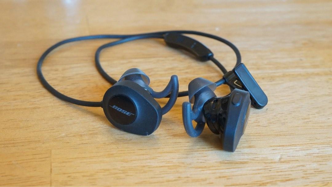 Jbl under armour shop vs bose soundsport