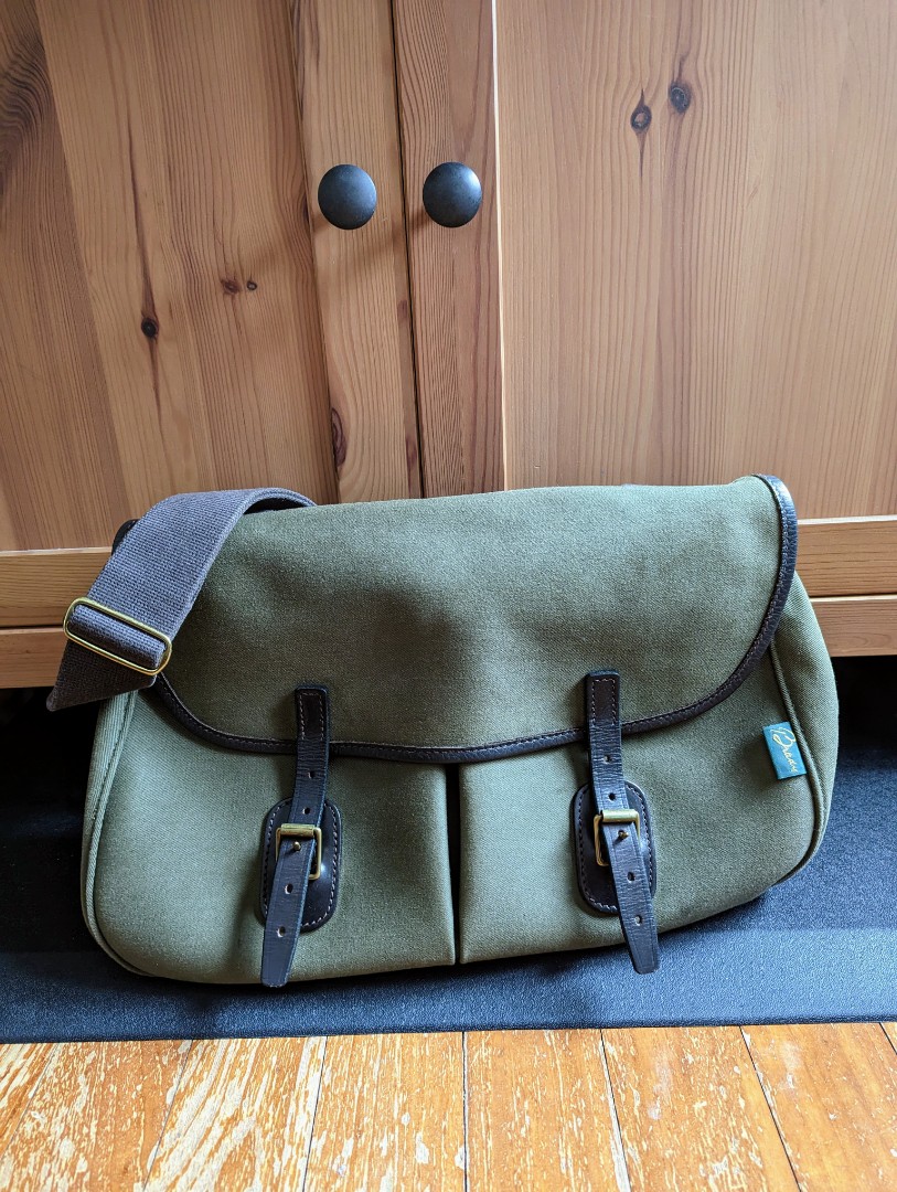 Brady Dart Shoulder Bag (made in UK), Men's Fashion, Bags, Sling