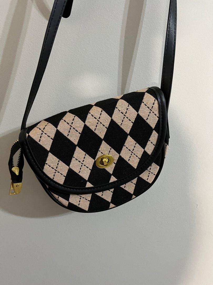 Checkered sling bag outlet