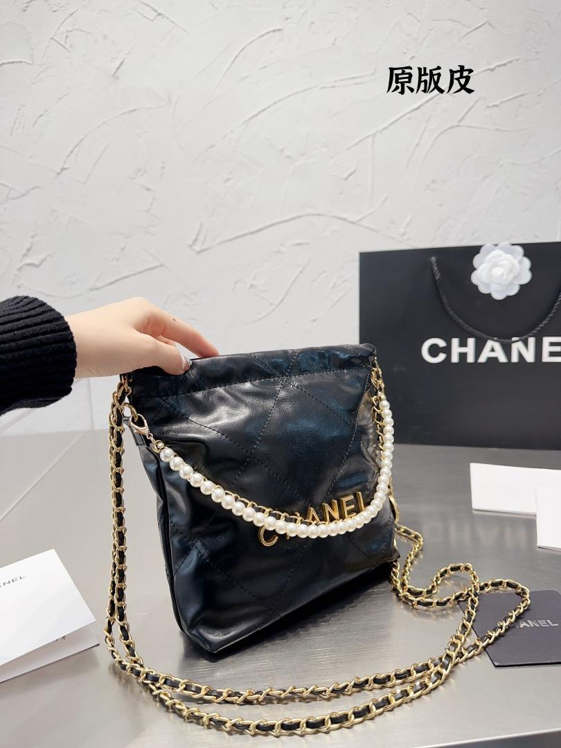 👜✧Chanel Gold Coin Garbage Bag Small🛍️👜, Luxury, Bags & Wallets on  Carousell