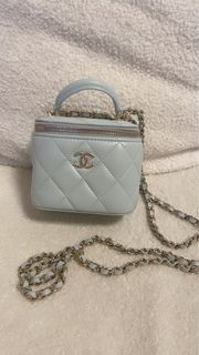 （分類：）位於 。 由 ihatefkboy 提交（商品編號 1192386847，圖片 1）。簡介： 。
