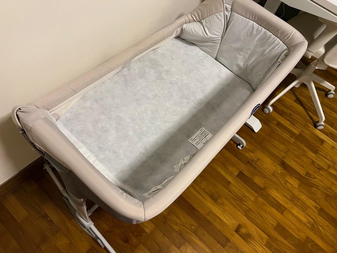 Chicco Next to me baby crib, Babies & Kids, Baby Nursery & Kids