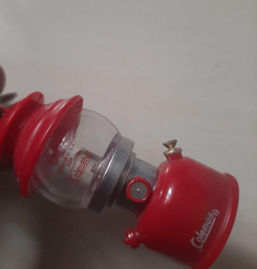 Coleman lantern keychain light, Sports Equipment, Hiking & Camping on