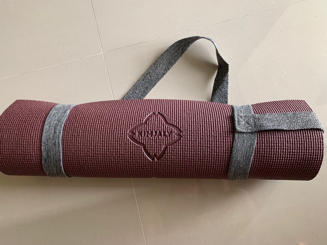 Decathlon yoga mat, Sports Equipment, Exercise & Fitness, Exercise Mats