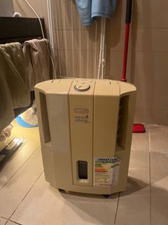 （分類：）位於 。 由 robertfj 提交（商品編號 1192242037，圖片 1）。簡介： 。