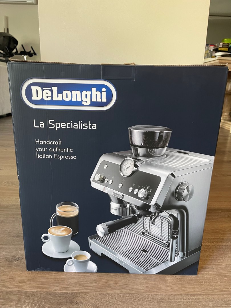 DeLonghi La Specialista Espresso Machine, TV & Home Appliances, Kitchen