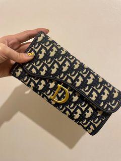 Dior Lady long wallet & Lv Empreinte monogram Onthego Wallet
