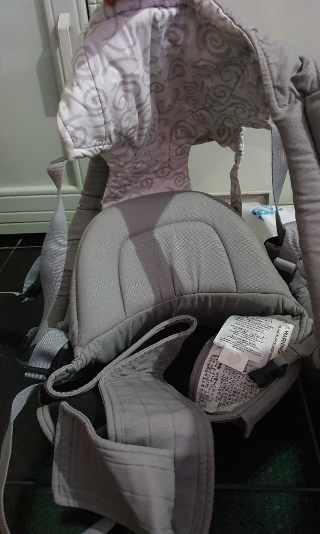 Ergobaby Hipseat Carrier, Babies & Kids, Going Out, Carriers & Slings on Carousell