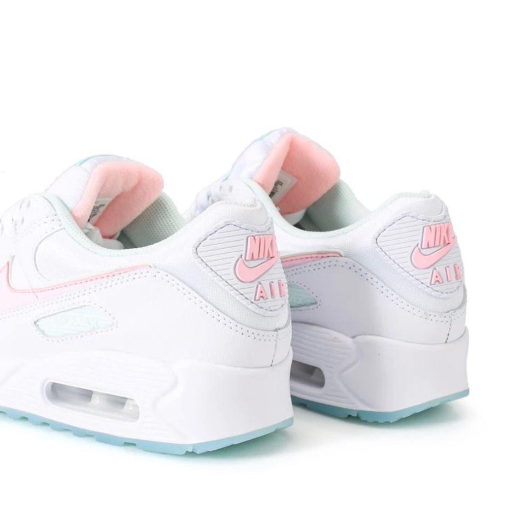 Nike Women's Air Max 90 Shoes