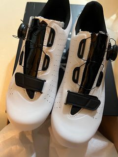 （分類：）位於 。 由 3L_Bike 提交（商品編號 1192387779，圖片 1）。簡介： 。