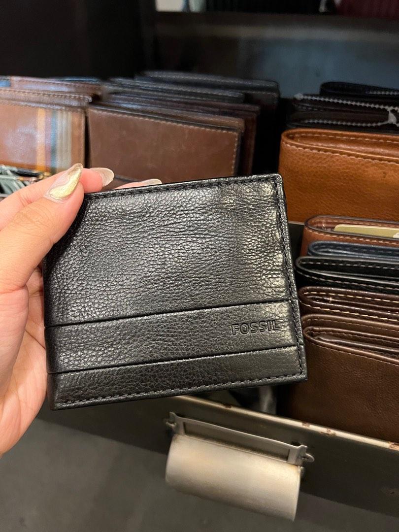 Fossil Men's Wallets, Men's Fashion, Watches & Accessories, Wallets & Card  Holders on Carousell