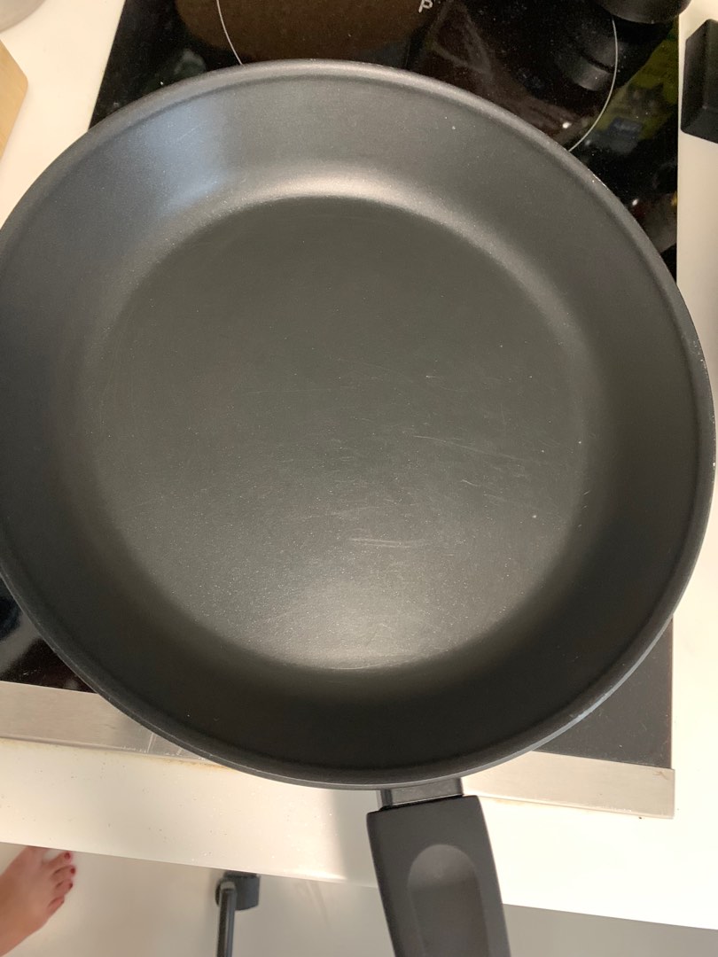 Frying Pan/Cooking Pan 28cm IKEA (induction/non induction), Furniture & Home Living, Kitchenware