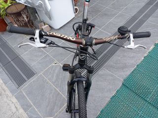 （分類：）位於 。 由 Vince08 提交（商品編號 1192284473，圖片 1）。簡介： 。