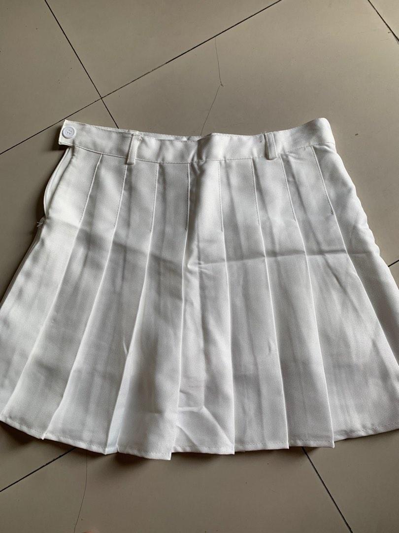 Golf skirt, Women's Fashion, Bottoms, Skirts on Carousell