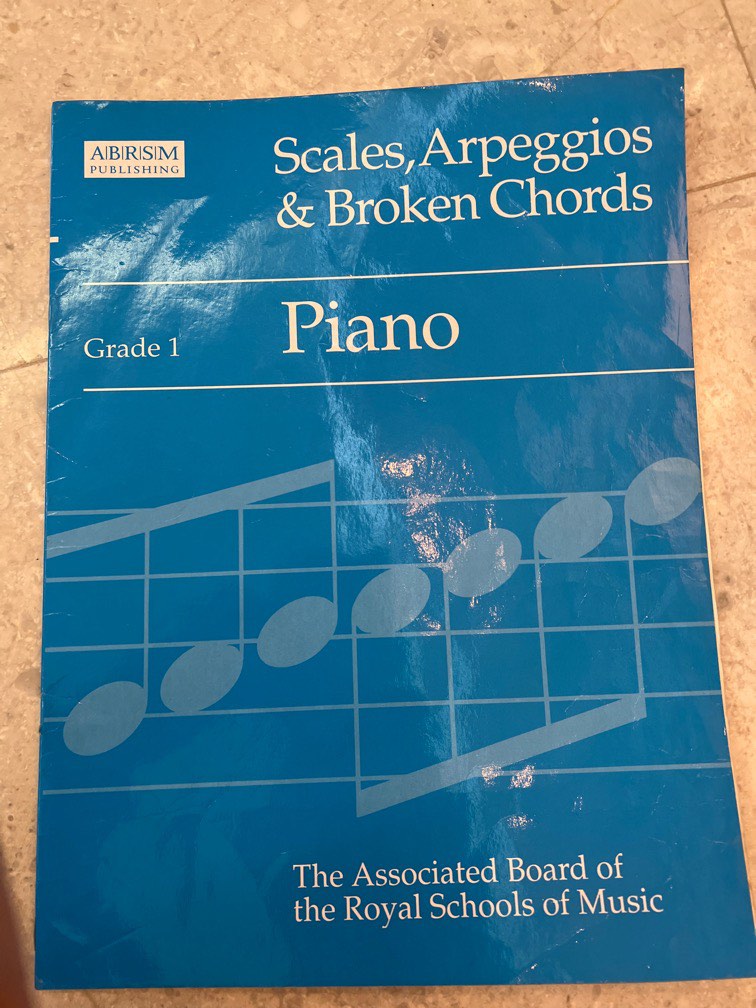 Grade 1 Piano Scales, Arpeggios & Broken Chords, Hobbies & Toys, Music