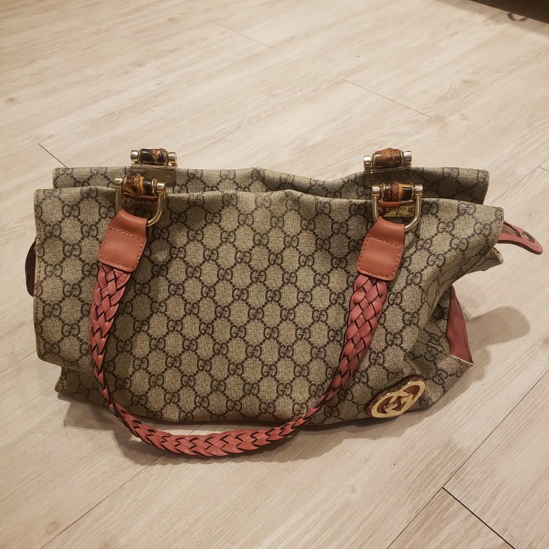 Gucci bags big store size