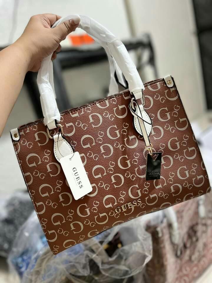 Guess tamra store shopper bag