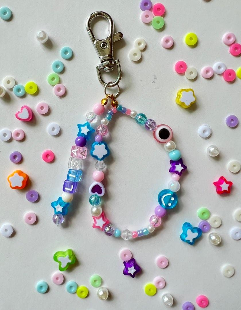 Handmade K-pop Blackpink Lisa keychain, 女裝, 手錶及配件, 其他飾物 - Carousell
