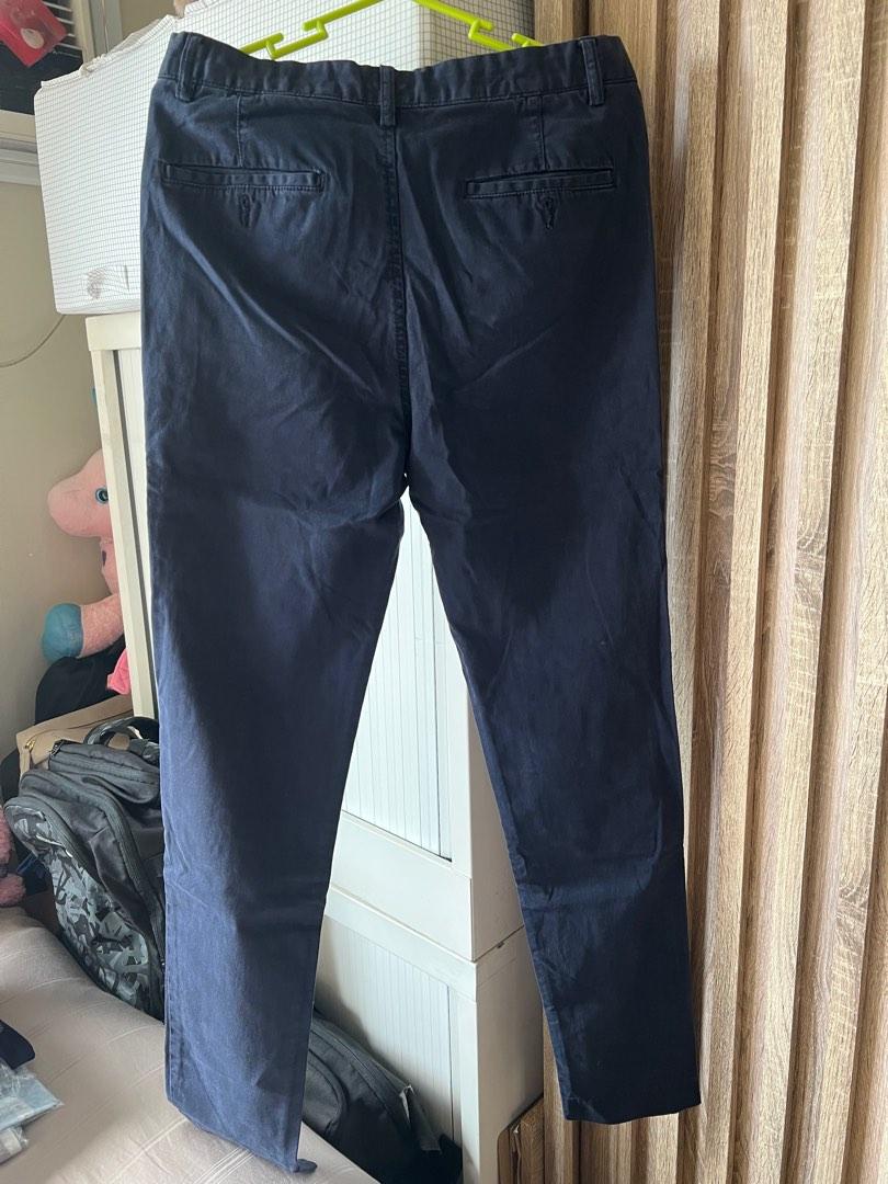 H&M Mens Navy Blue Slim Fit Chino (Category: Chinos) located in Pasig City. Submitted by caihb (Listing ID 1192280782, Image 2). Description: Mens H&M Slim Fit Chino Navy Blue Size 44 (best fit 30” waist) 450+SF Shipping from Ortigas via J&T/GGX c/o buyer.