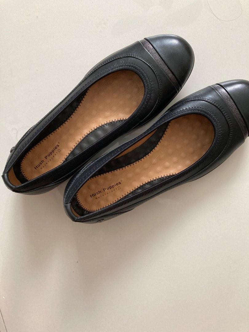 Hush puppies waterproof leather flats, Women's Fashion, Footwear, Flats