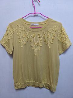 LACE上衣