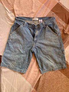 Levi’s Carpenter Jorts