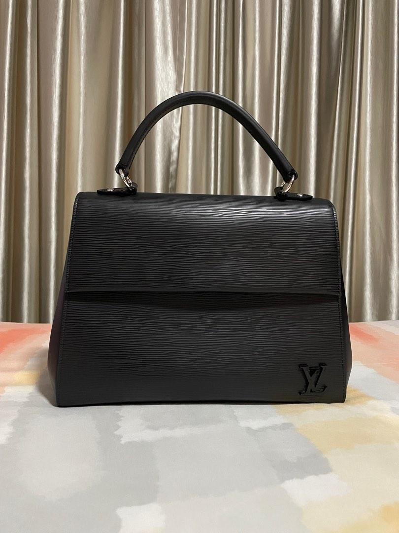Louis Vuitton EPI Cluny Bag