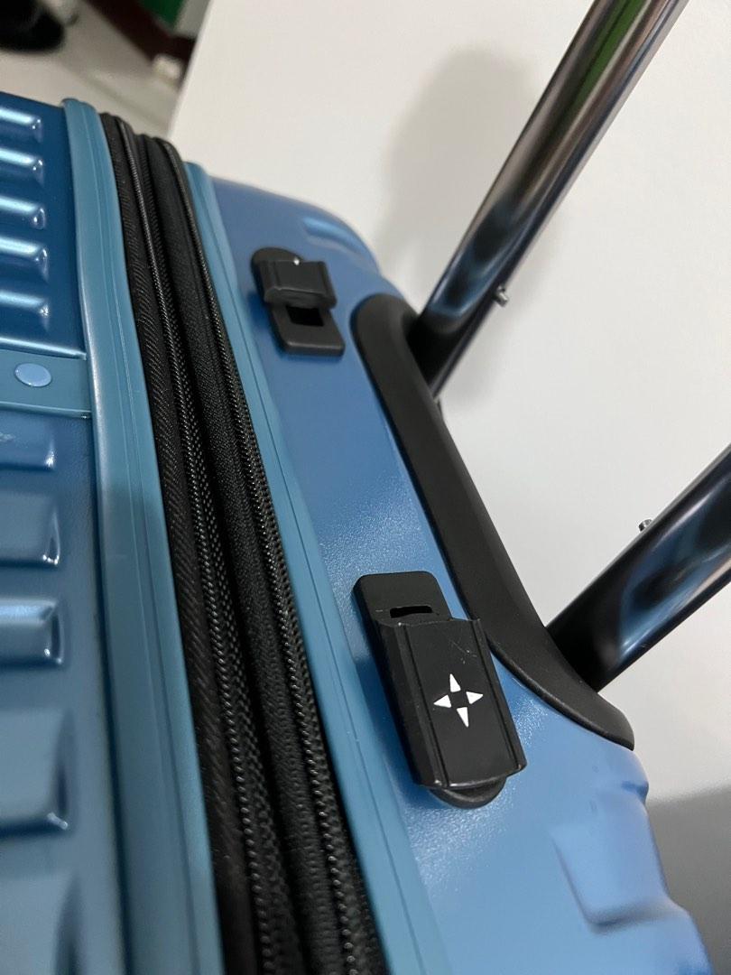 World Traveller Luggage Bag Cabin hand carry, Hobbies & Toys, Travel