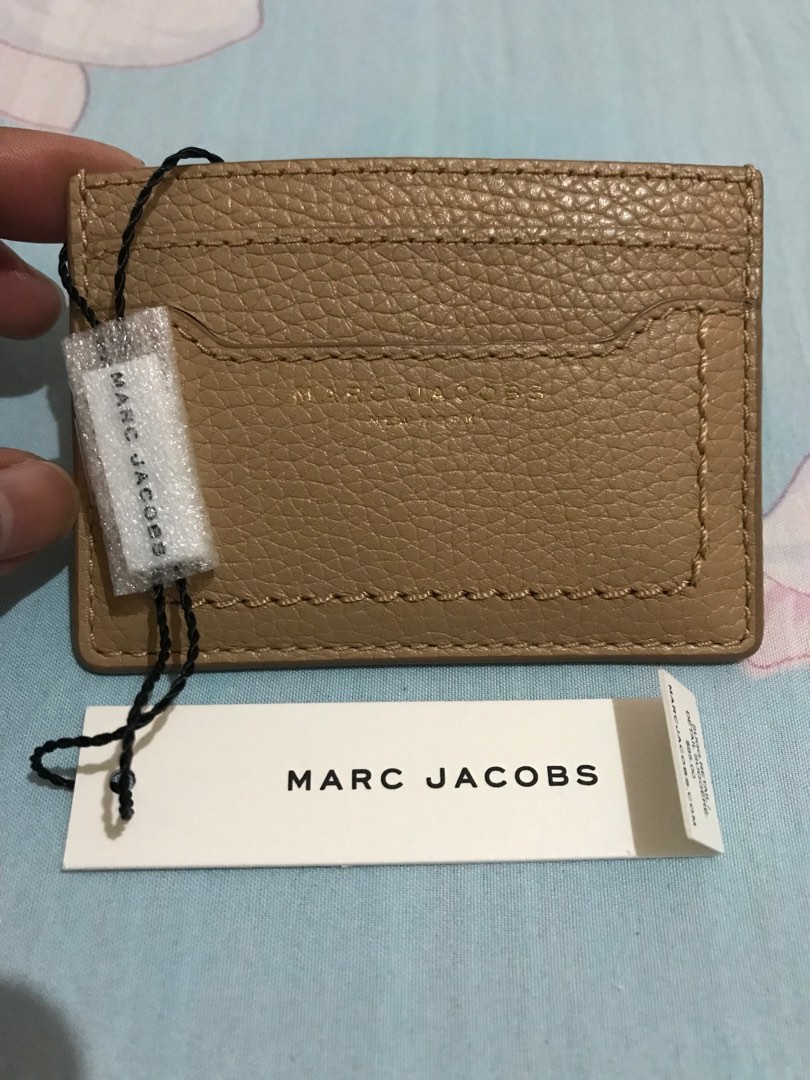 Marc jacobs card holder beige, Luxury, Bags & Wallets on Carousell