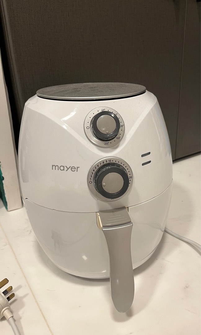 Mayer Air Fryer (MMAF68WH) Used, TV & Home Appliances, Kitchen