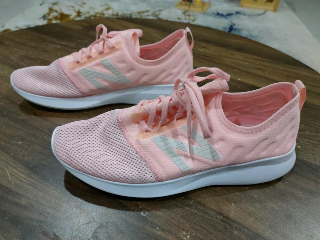 Womens new balance response sale 2.0