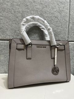 （分類：）位於 。 由 icelatte290 提交（商品編號 1192405170，圖片 1）。簡介： 。