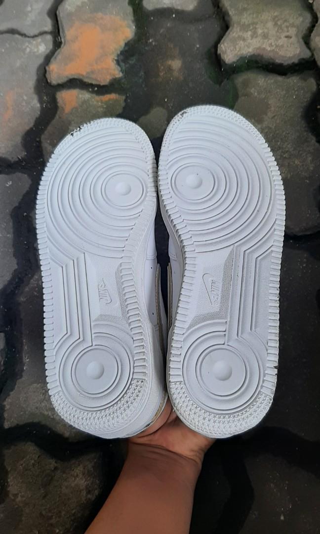 af1 essential