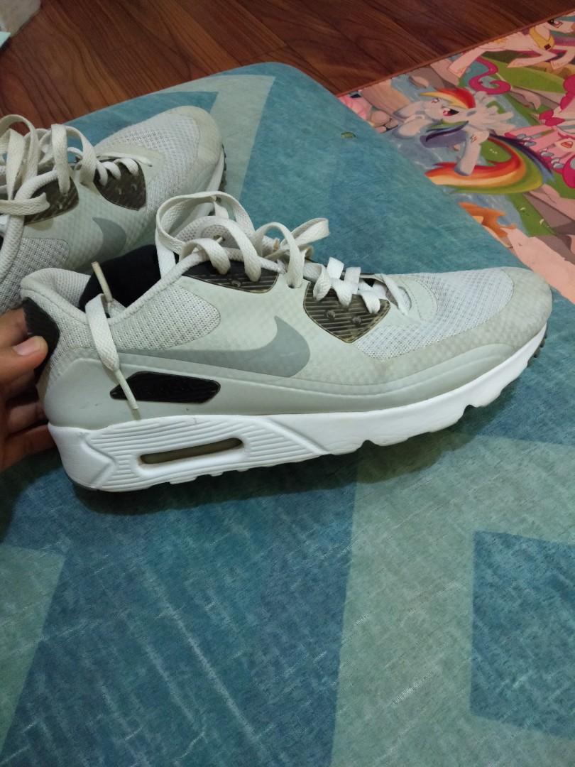 NIKE AIR MAX 90 MADE IN CHINA