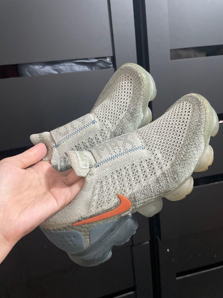 Nike flyknit air max laceless