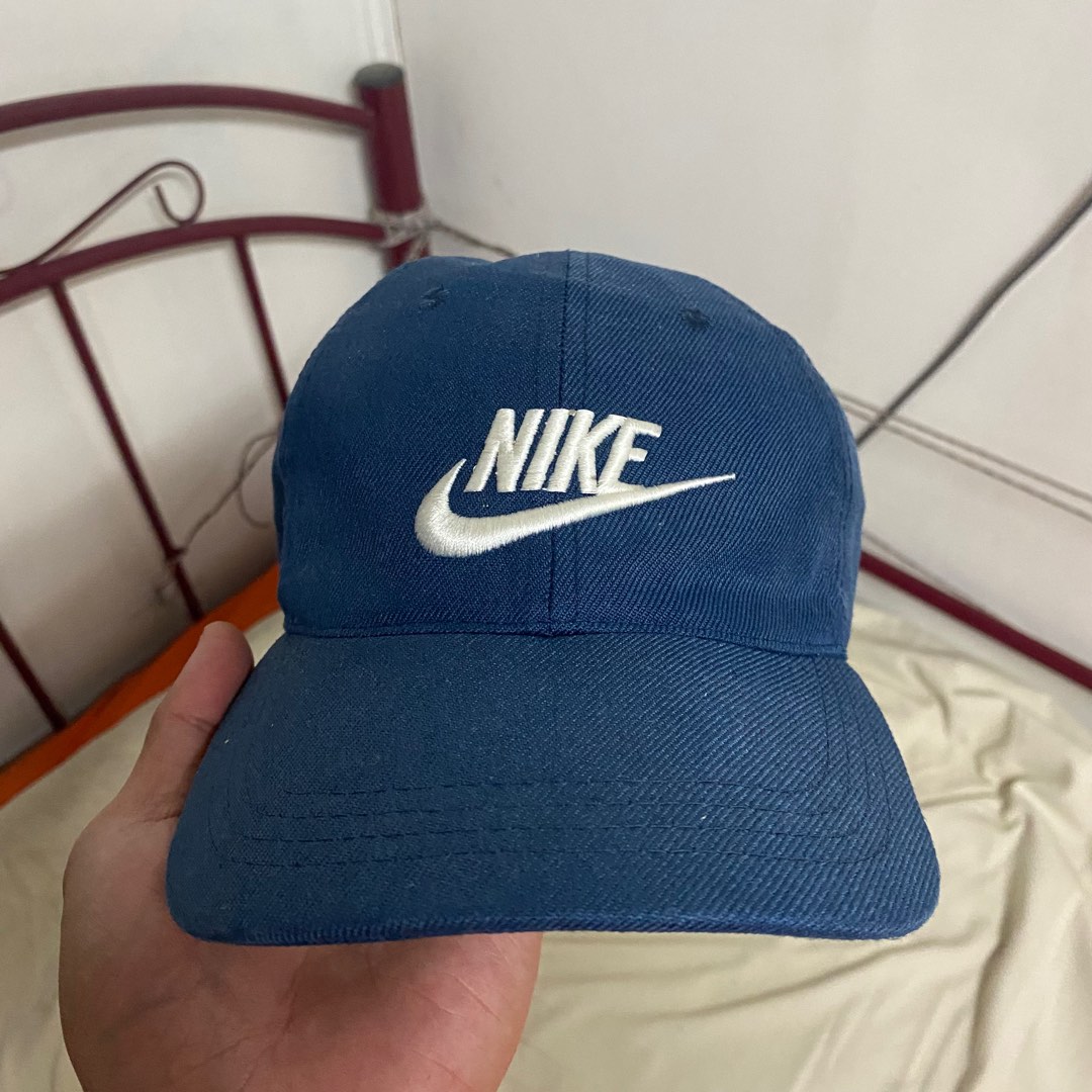 nike logo cap