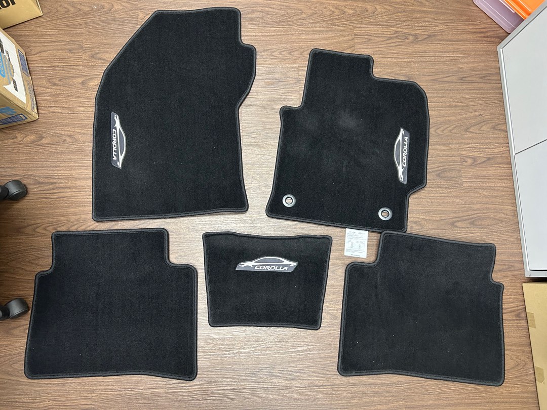 Original Toyota Corolla Altis Floor Mat (2020 onwards), Car Accessories