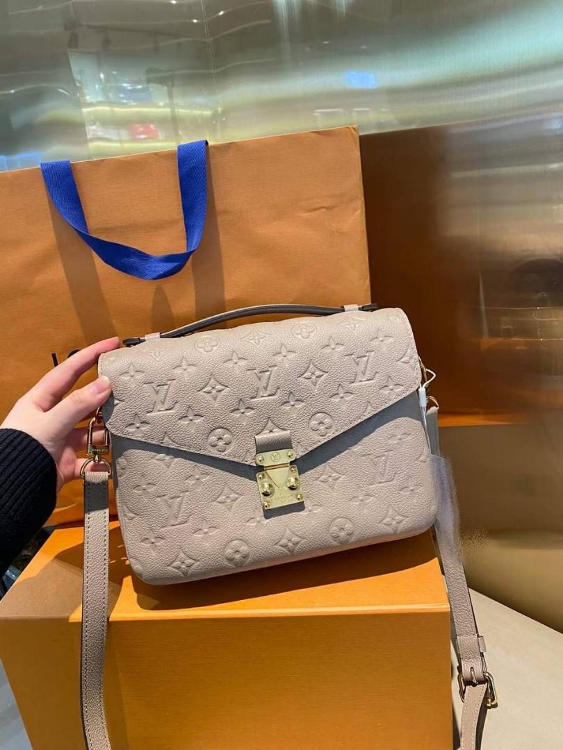 Lv metis online leather