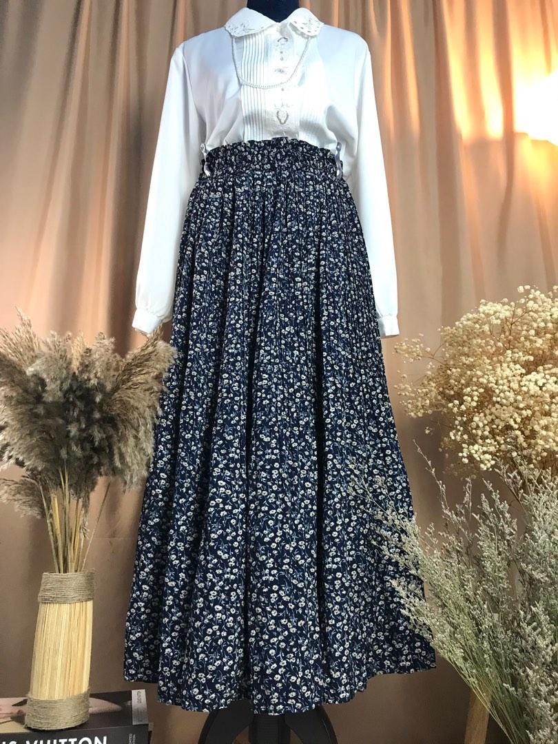Simple long skirt sales