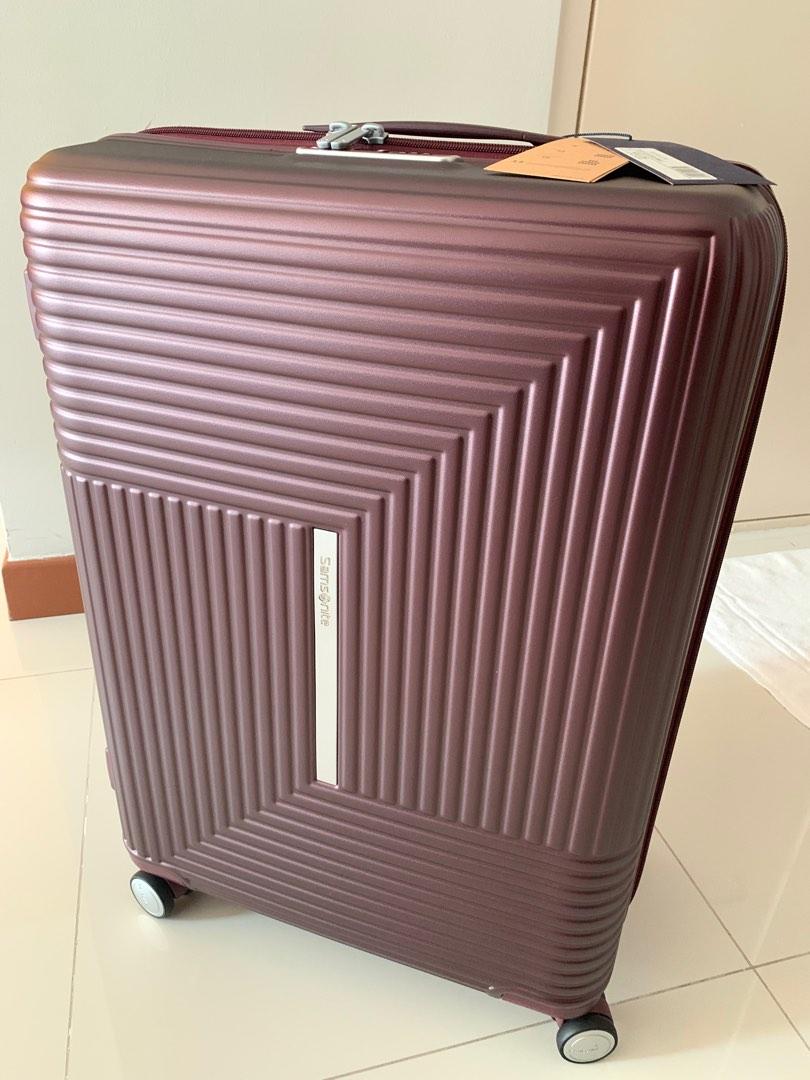 Ultra Lightweight Luggage Samsonite Prestige 69cm Spinner With