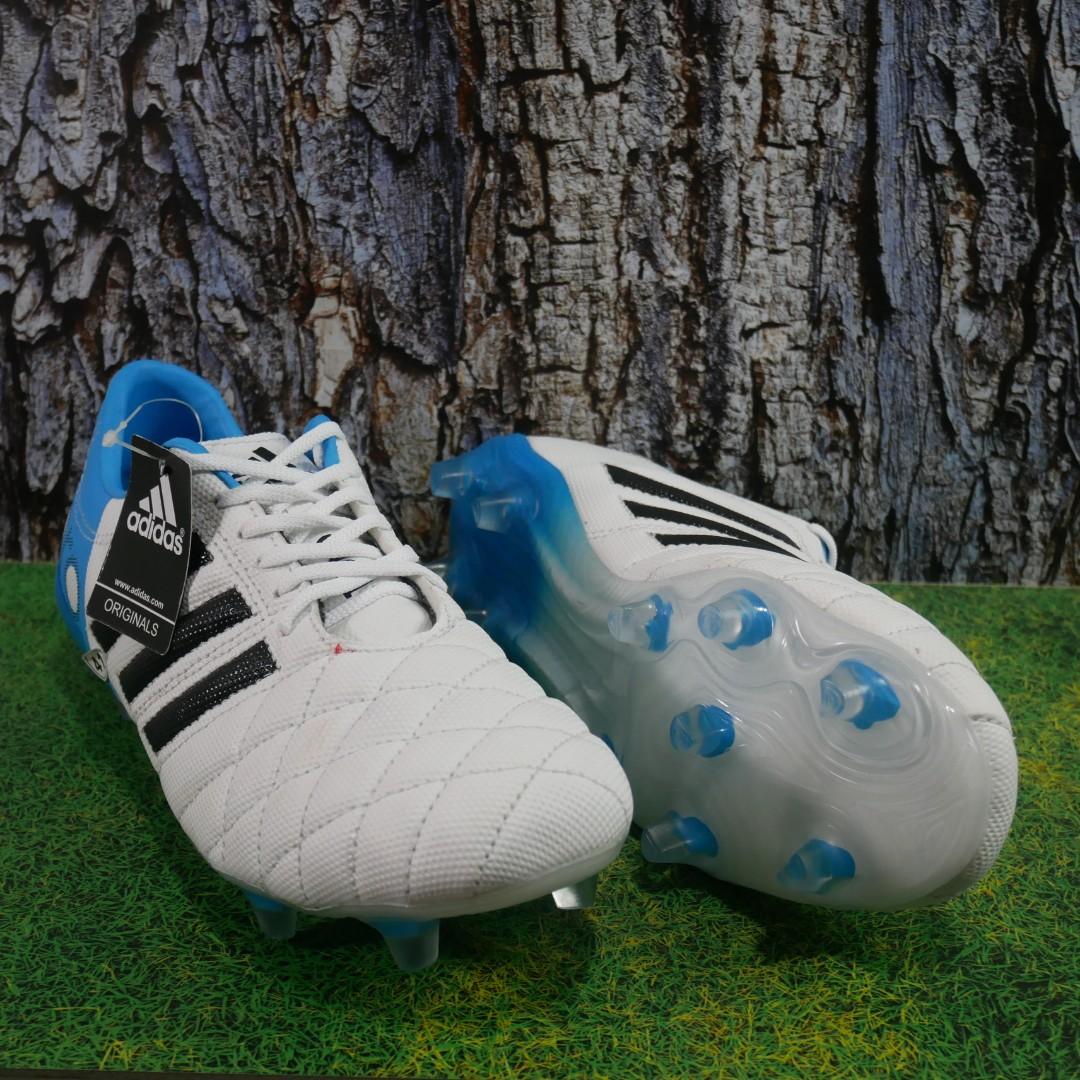 Sepatu bola adidas 11 pro original store